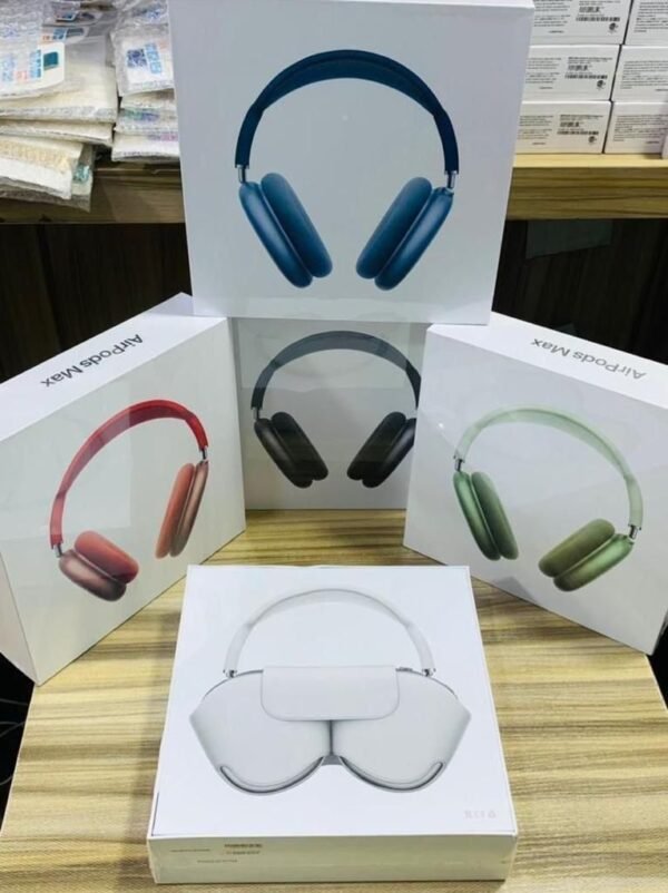 WhatsApp Image 2025-10-25 at 14.48.33 AIRPODS MAX